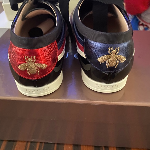 GUCCI/Women’s/Black/Falacer/Butterfly/size 6 1/2 - Picture 5 of 10